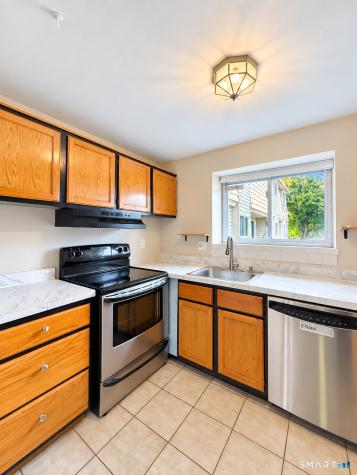 12 Carillon Drive Rocky Hill CT 06067
