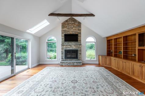 4 Breezy Hill Road Canton CT 06019