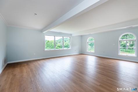 4 Breezy Hill Road Canton CT 06019