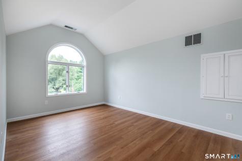 4 Breezy Hill Road Canton CT 06019