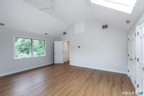 4 Breezy Hill Road Canton CT 06019