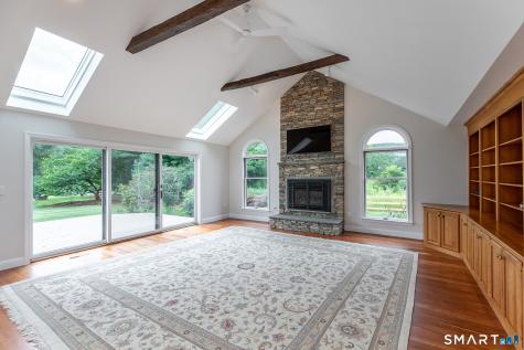 4 Breezy Hill Road Canton CT 06019