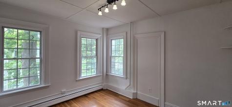221 Broadway Norwich CT 06360