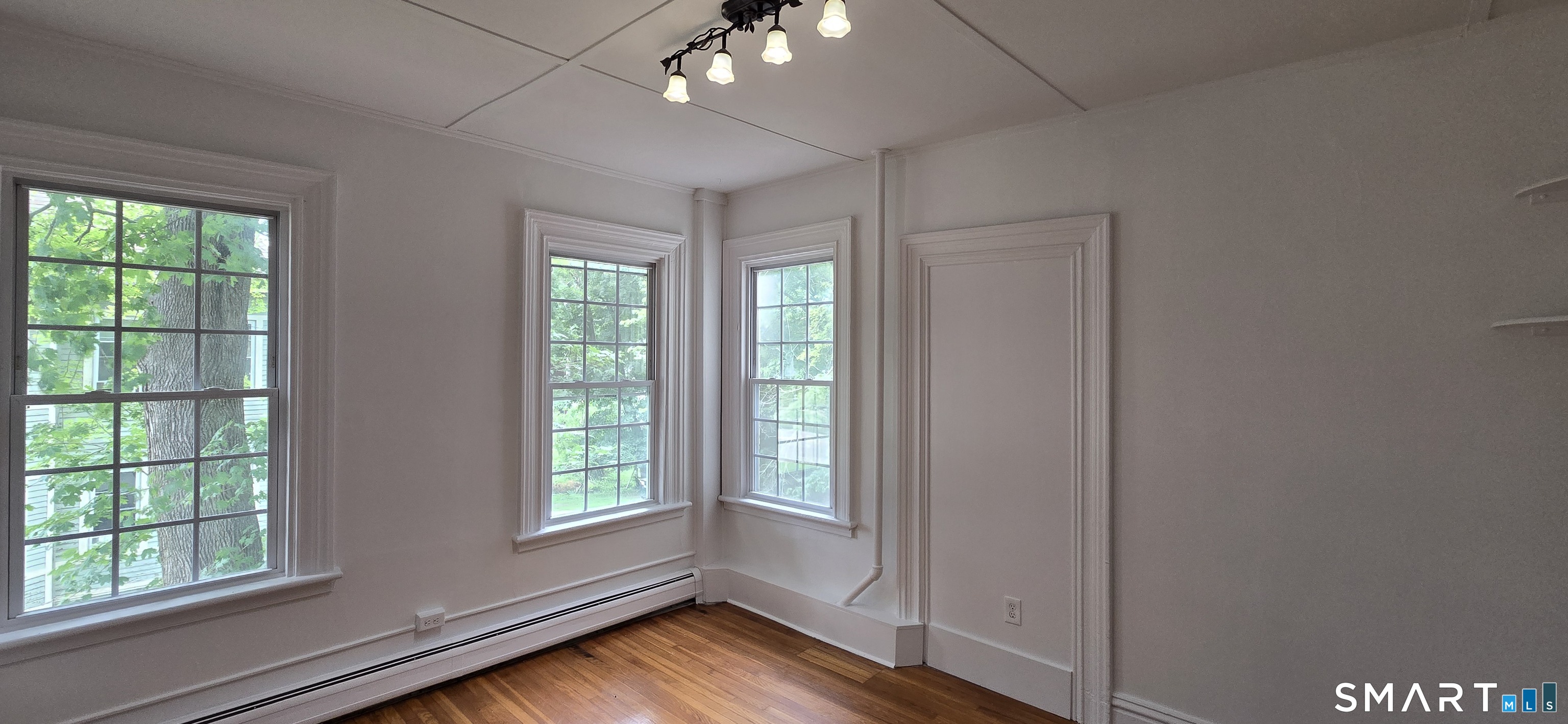 221 Broadway Norwich CT 06360