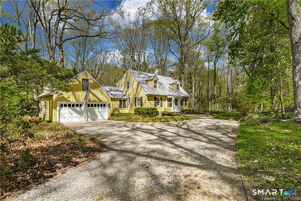 792 Smith Ridge Road New Canaan CT 06840