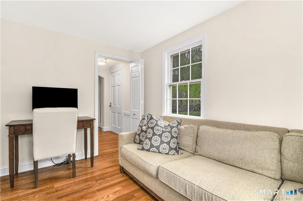 792 Smith Ridge Road New Canaan CT 06840
