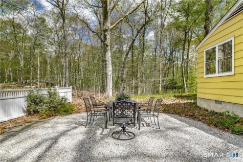 792 Smith Ridge Road New Canaan CT 06840