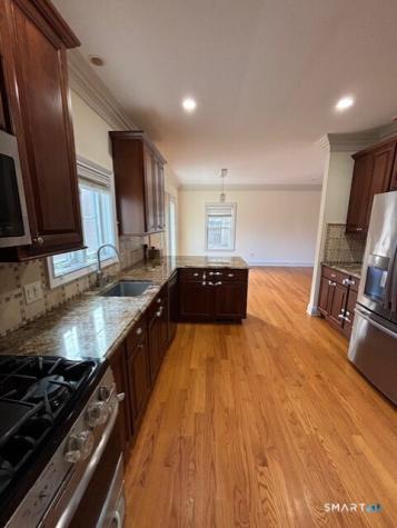 88 Maple Tree Avenue Stamford CT 06906