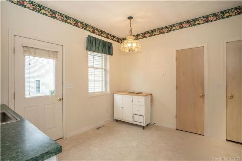 47 Pepper Bush Lane Newington CT 06111