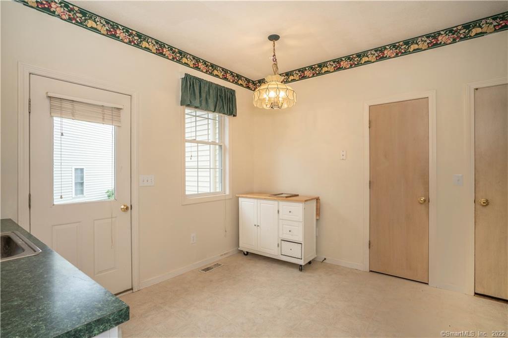 47 Pepper Bush Lane Newington CT 06111