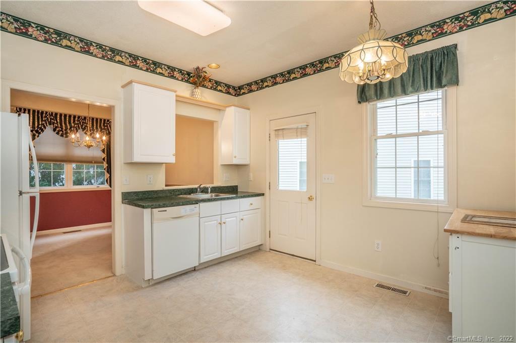 47 Pepper Bush Lane Newington CT 06111