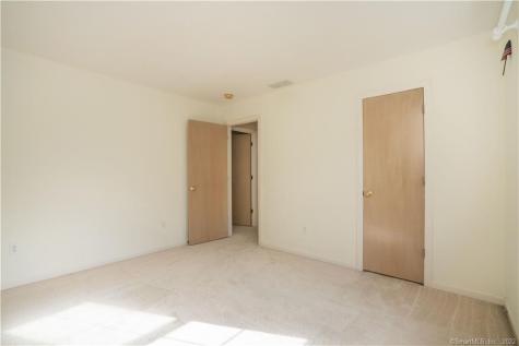 47 Pepper Bush Lane Newington CT 06111