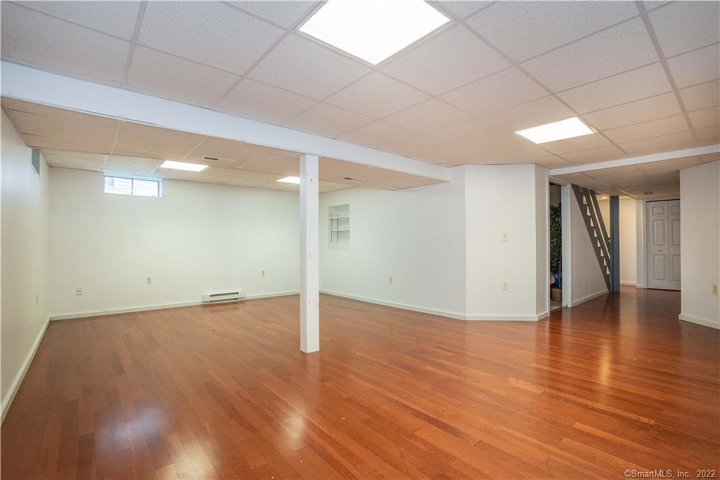 47 Pepper Bush Lane Newington CT 06111