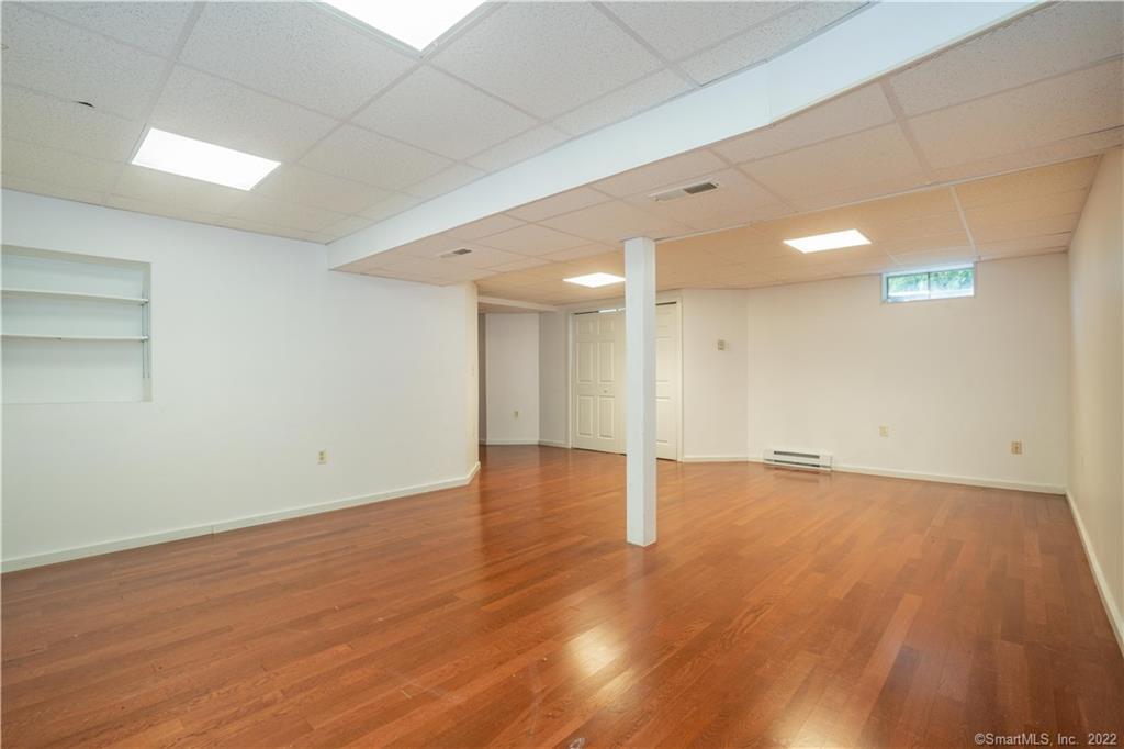 47 Pepper Bush Lane Newington CT 06111