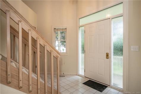 47 Pepper Bush Lane Newington CT 06111