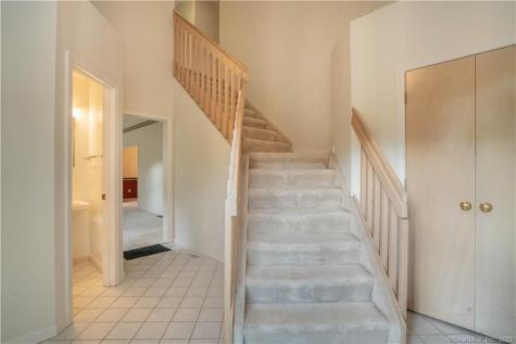 47 Pepper Bush Lane Newington CT 06111