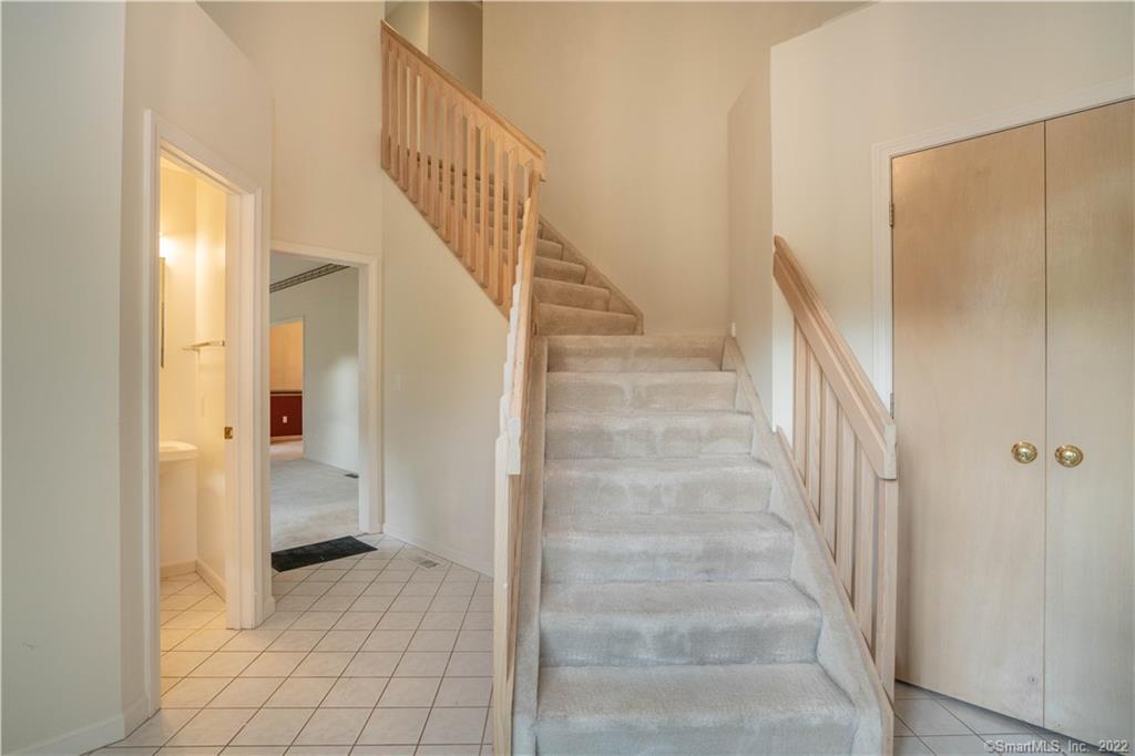 47 Pepper Bush Lane Newington CT 06111