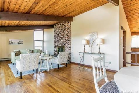 117 Phoenix Drive Groton CT 06340