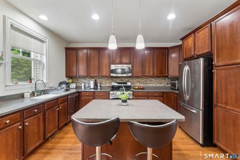 52 Lawrence Avenue Danbury CT 06810