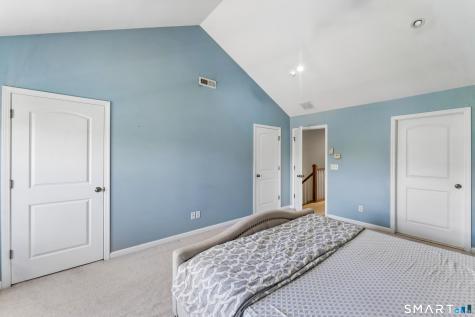 52 Lawrence Avenue Danbury CT 06810