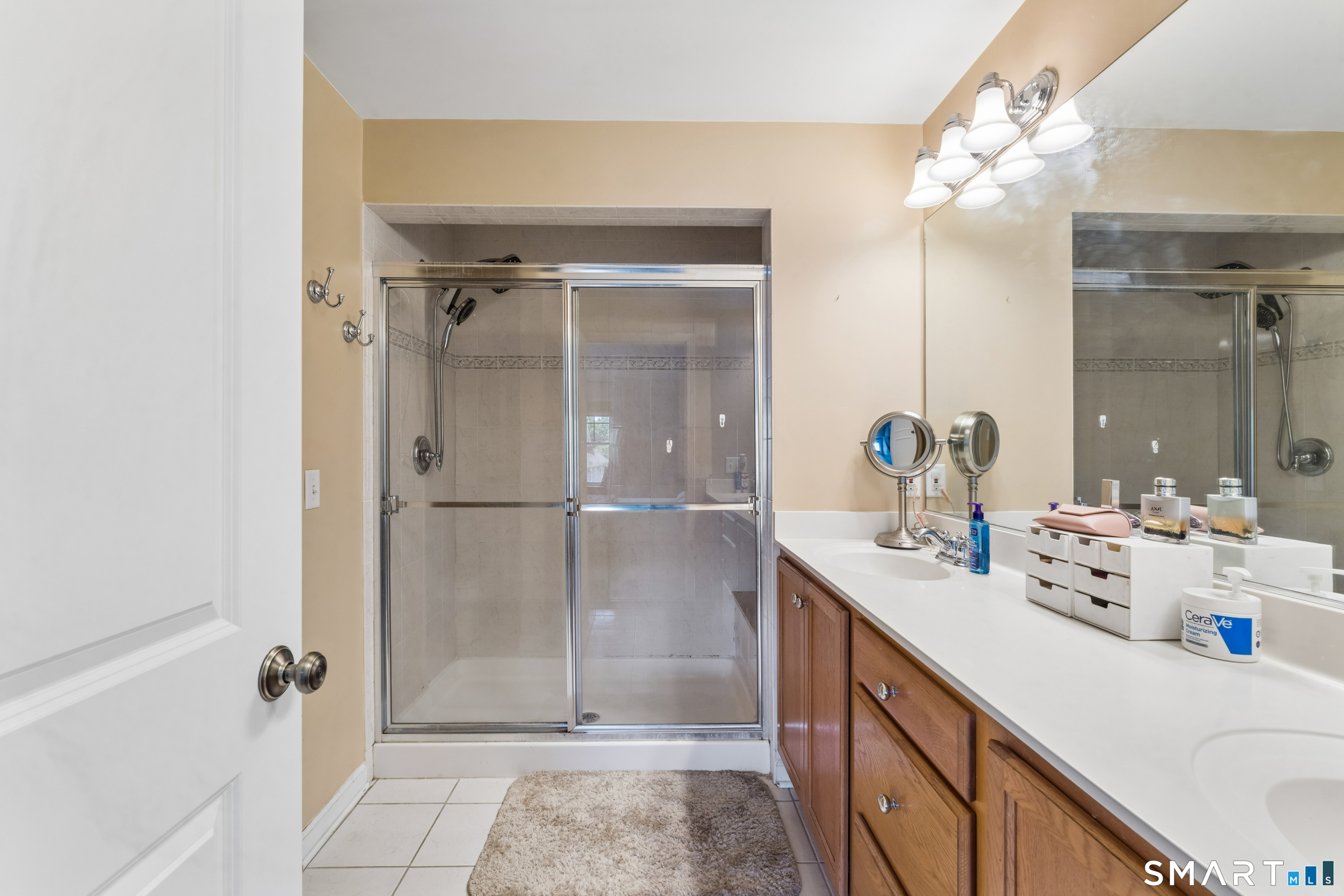 52 Lawrence Avenue Danbury CT 06810