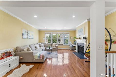 52 Lawrence Avenue Danbury CT 06810