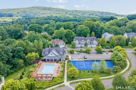52 Lawrence Avenue Danbury CT 06810