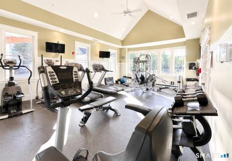 52 Lawrence Avenue Danbury CT 06810