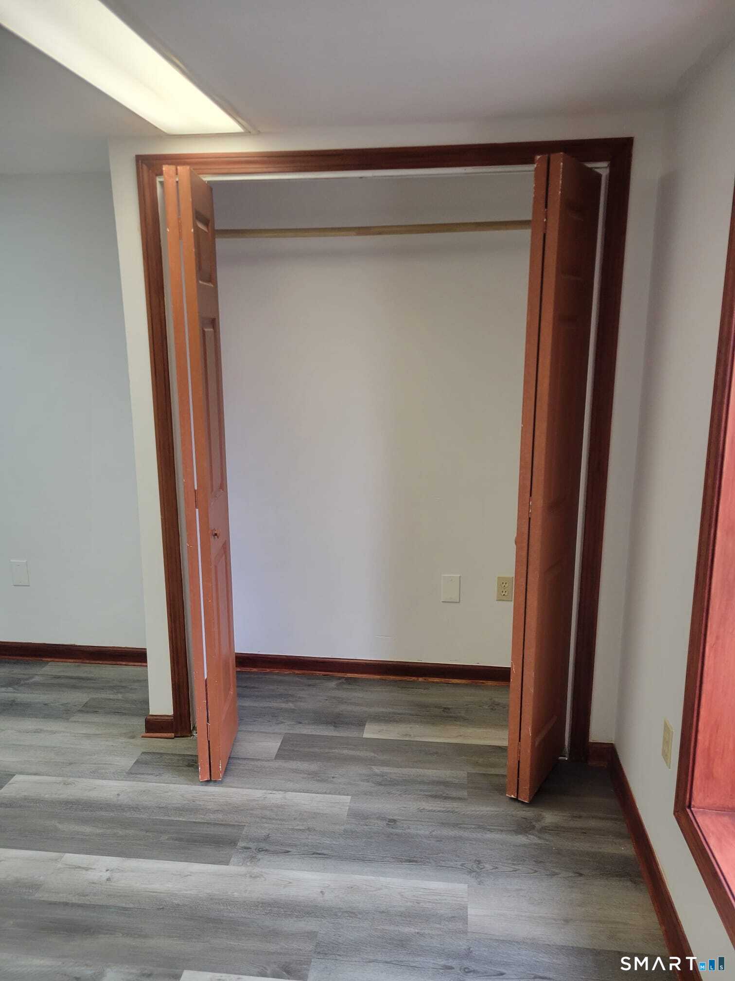 1 Barristers Court Meriden CT 06451