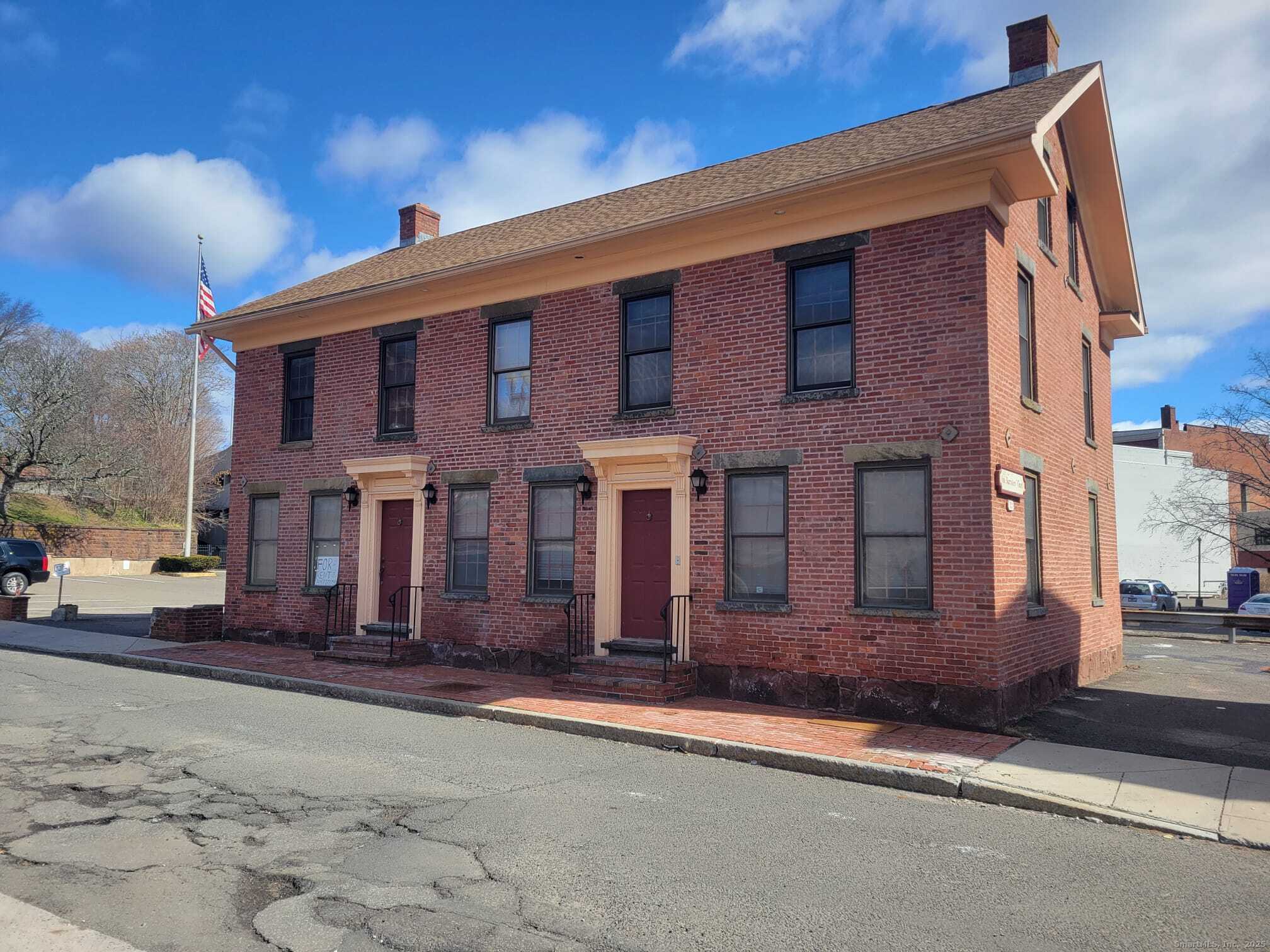 1 Barristers Court Meriden CT 06451