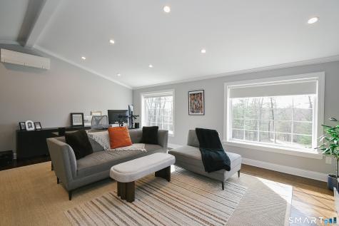 50 1/2 Mountain Spring Road Farmington CT 06032