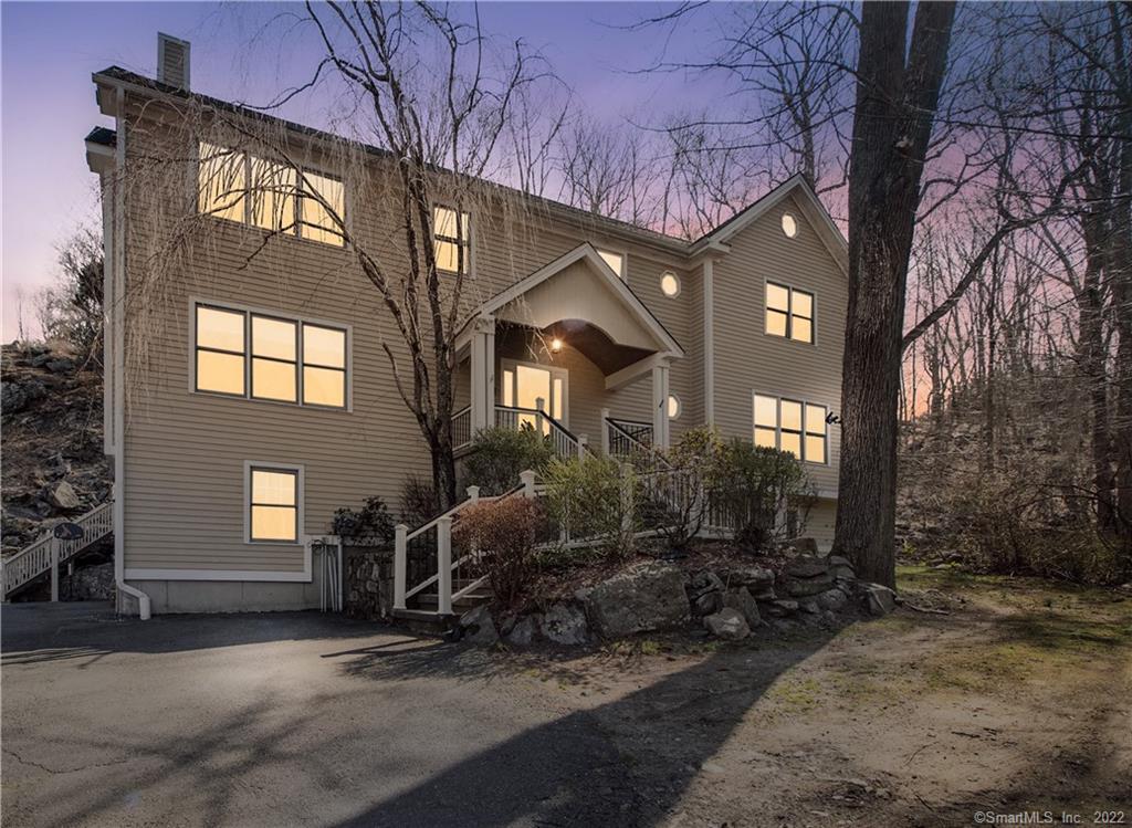 355 Mistywood Lane Fairfield CT 06824