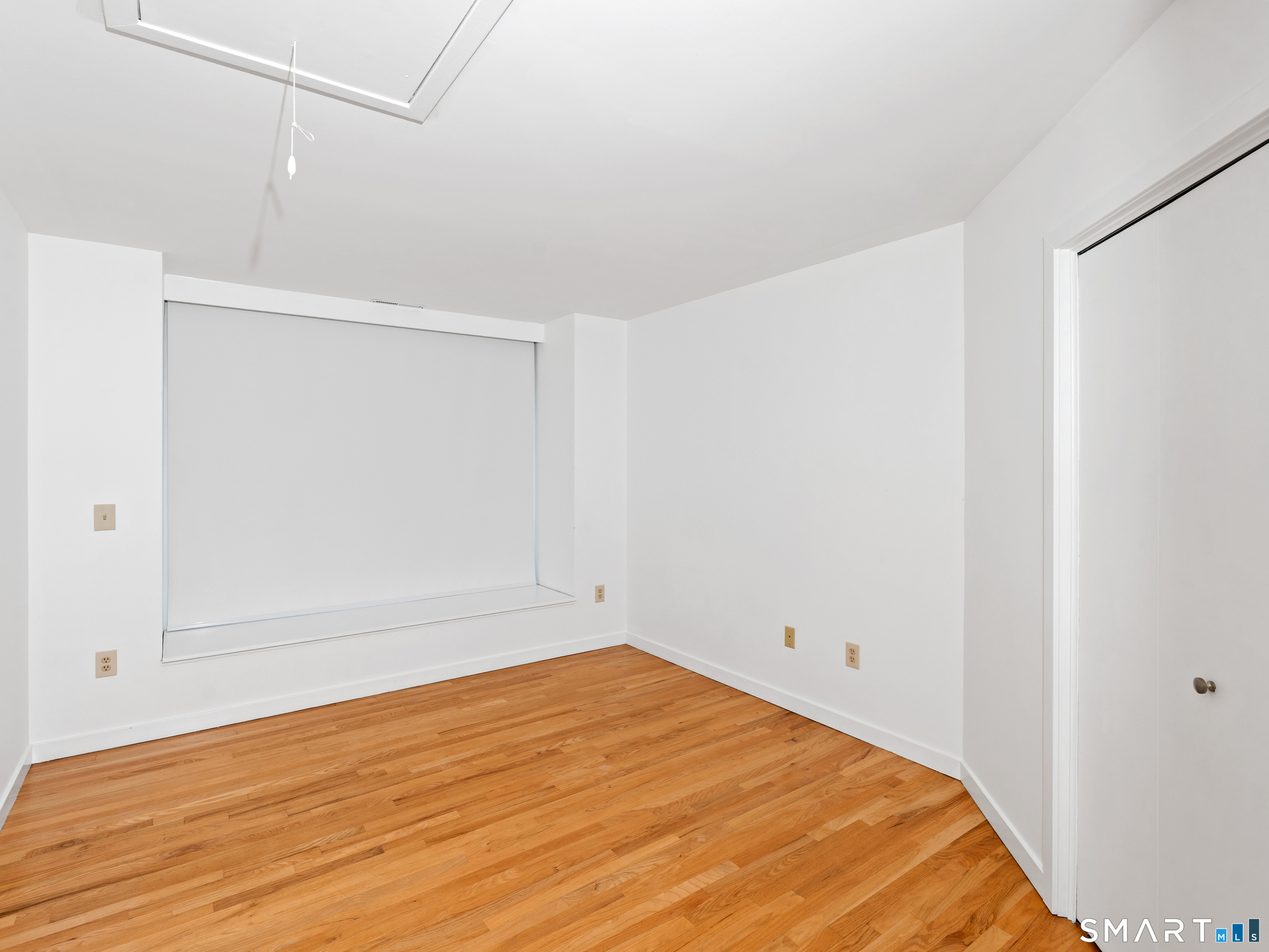 8 Sierra Way Danbury CT 06810