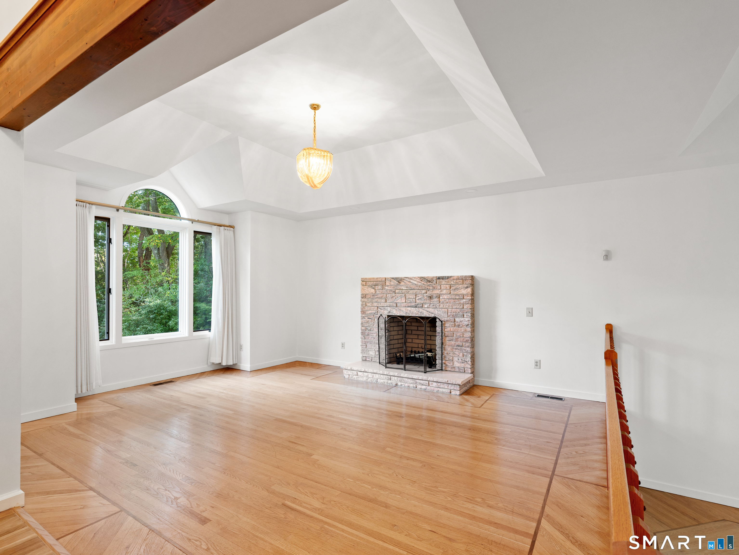 8 Sierra Way Danbury CT 06810