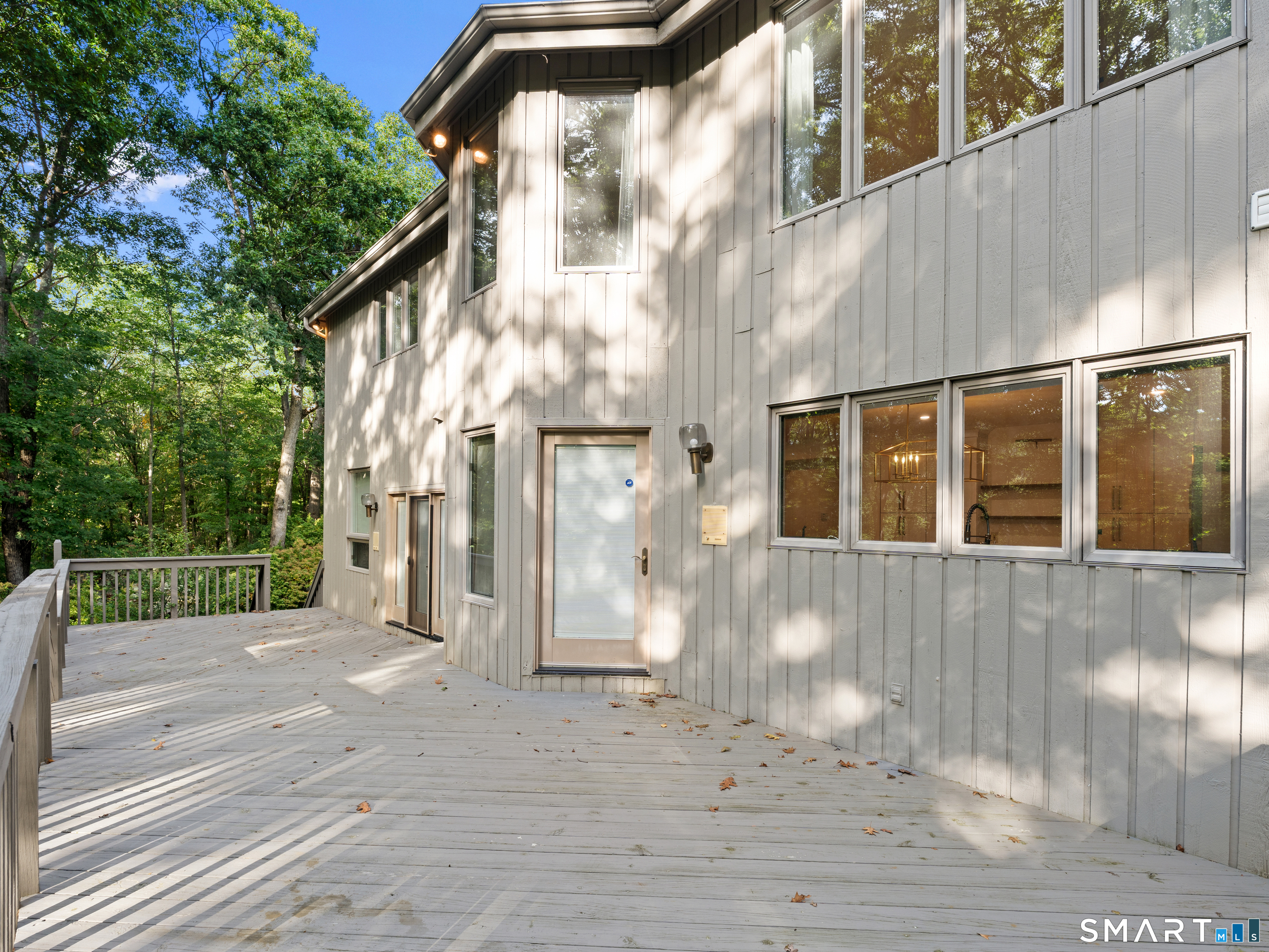 8 Sierra Way Danbury CT 06810