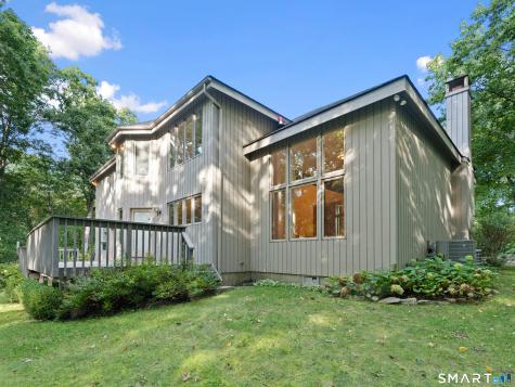 8 Sierra Way Danbury CT 06810