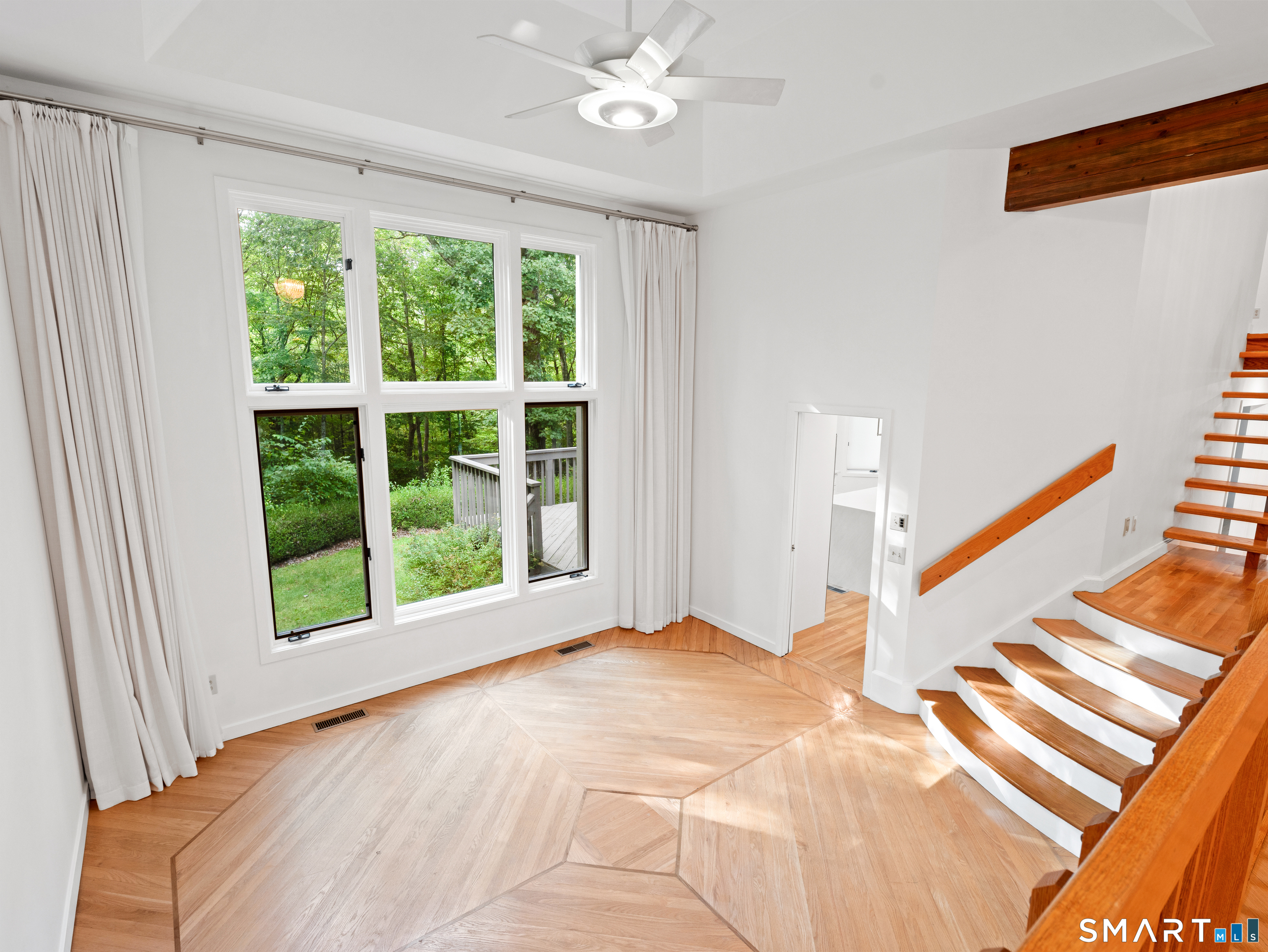 8 Sierra Way Danbury CT 06810
