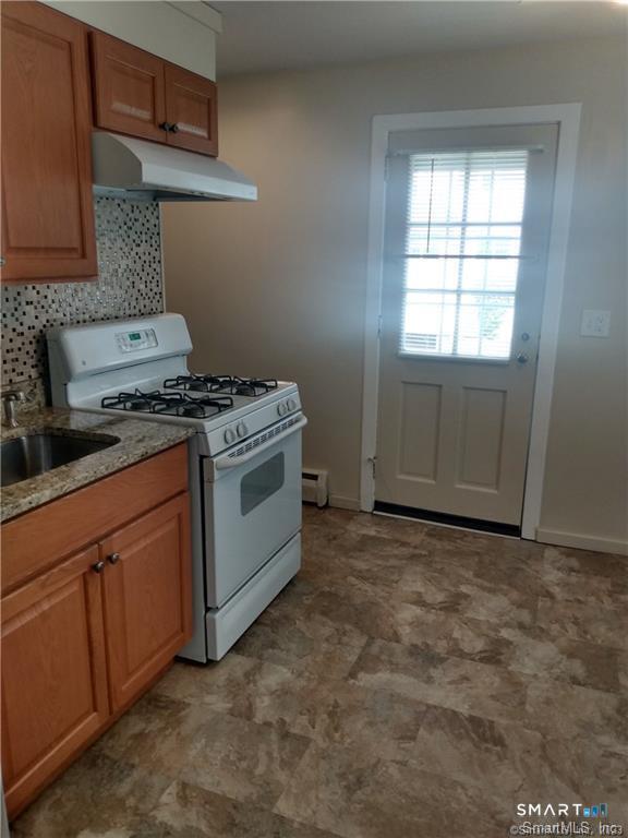 7 Pioneer Court Fairfield CT 06825