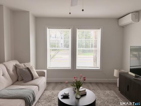 1085-4 Whalley Avenue New Haven CT 06515