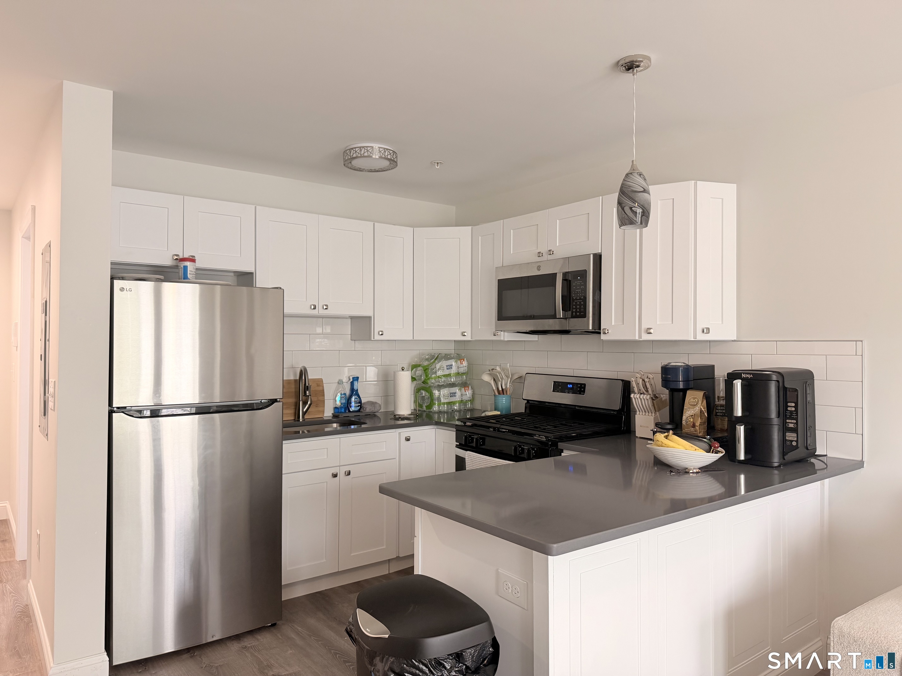 1085-4 Whalley Avenue New Haven CT 06515