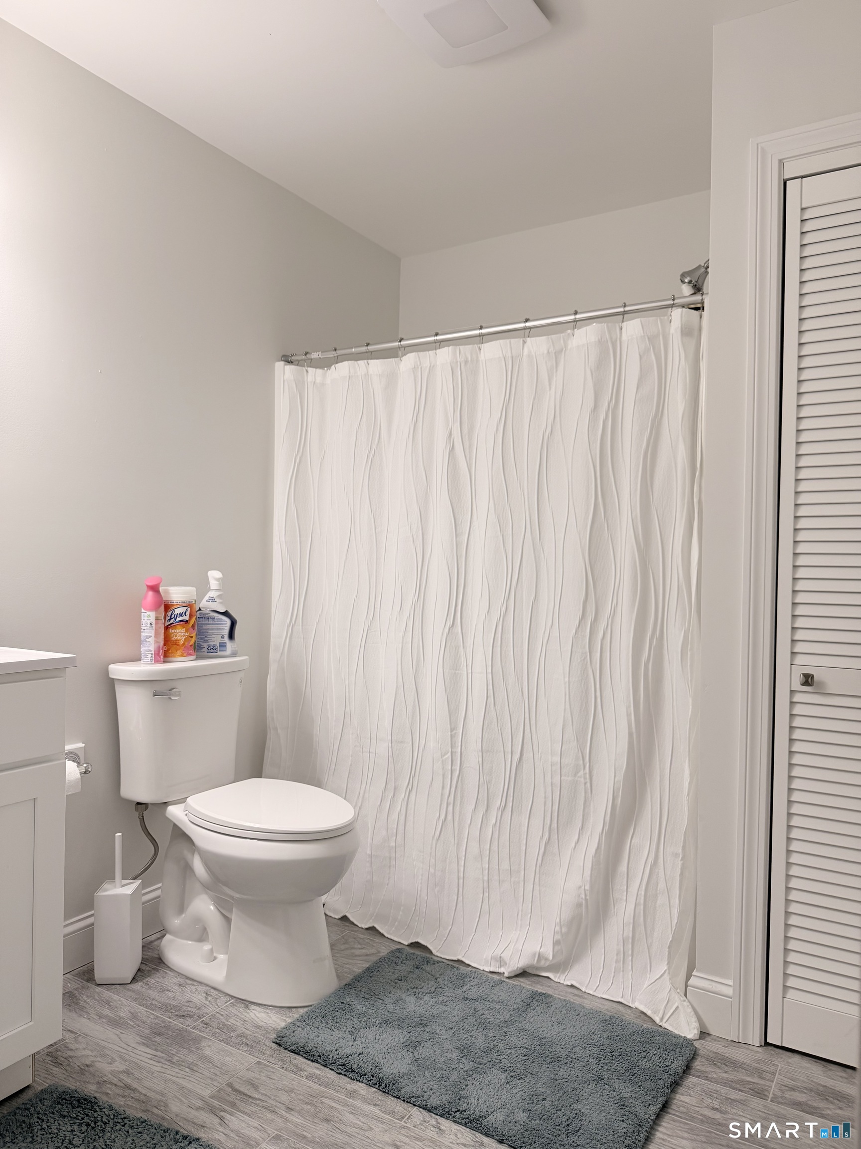 1085-4 Whalley Avenue New Haven CT 06515