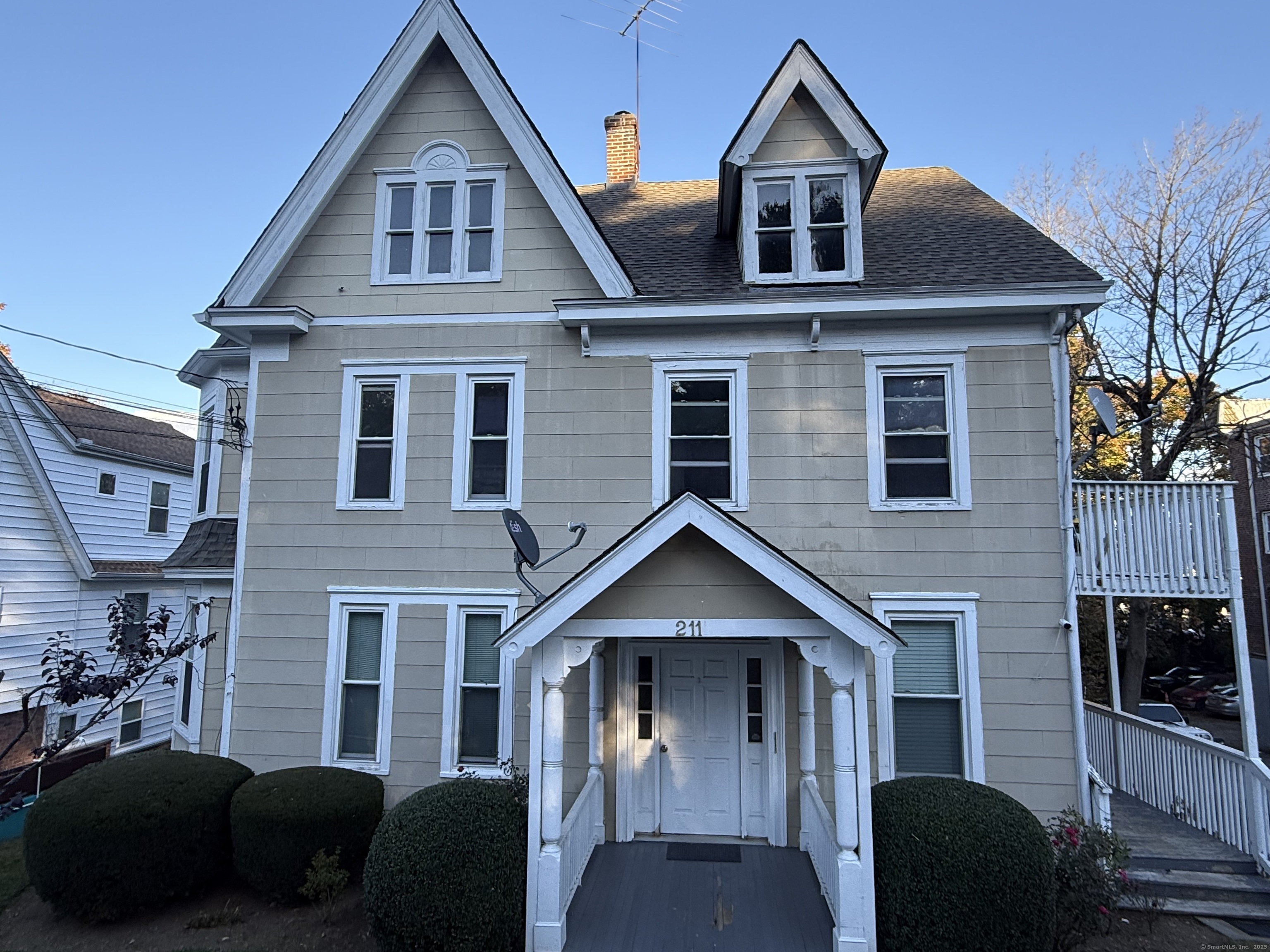211 Knickerbocker Avenue Stamford CT 06907