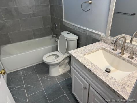 211 Knickerbocker Avenue Stamford CT 06907
