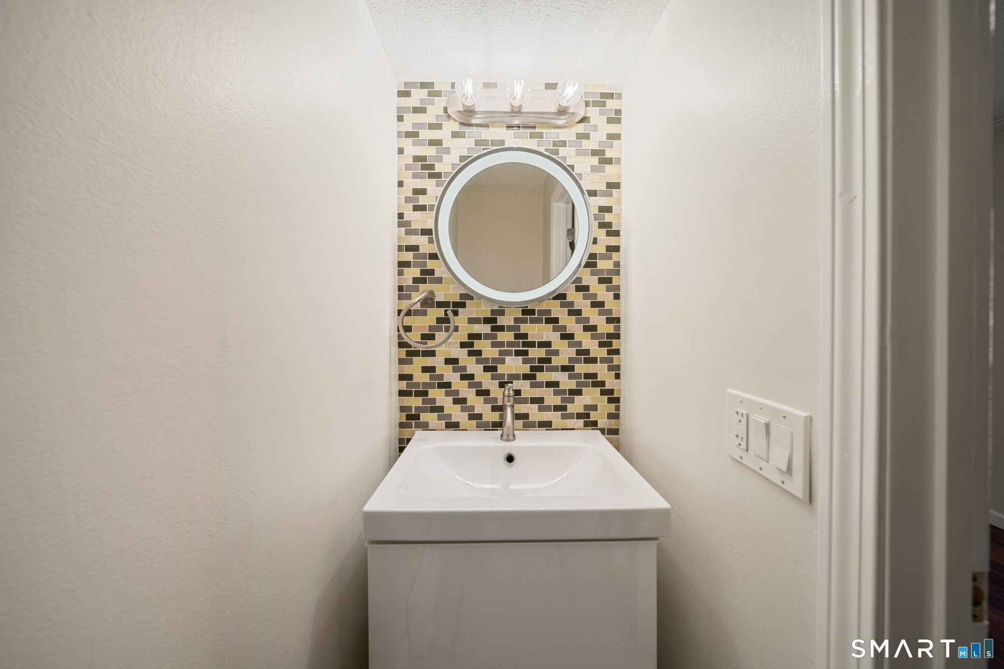 232 Oakville Avenue Waterbury CT 06708