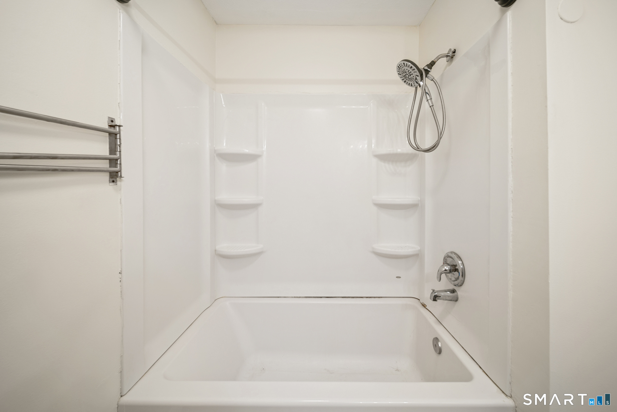 232 Oakville Avenue Waterbury CT 06708