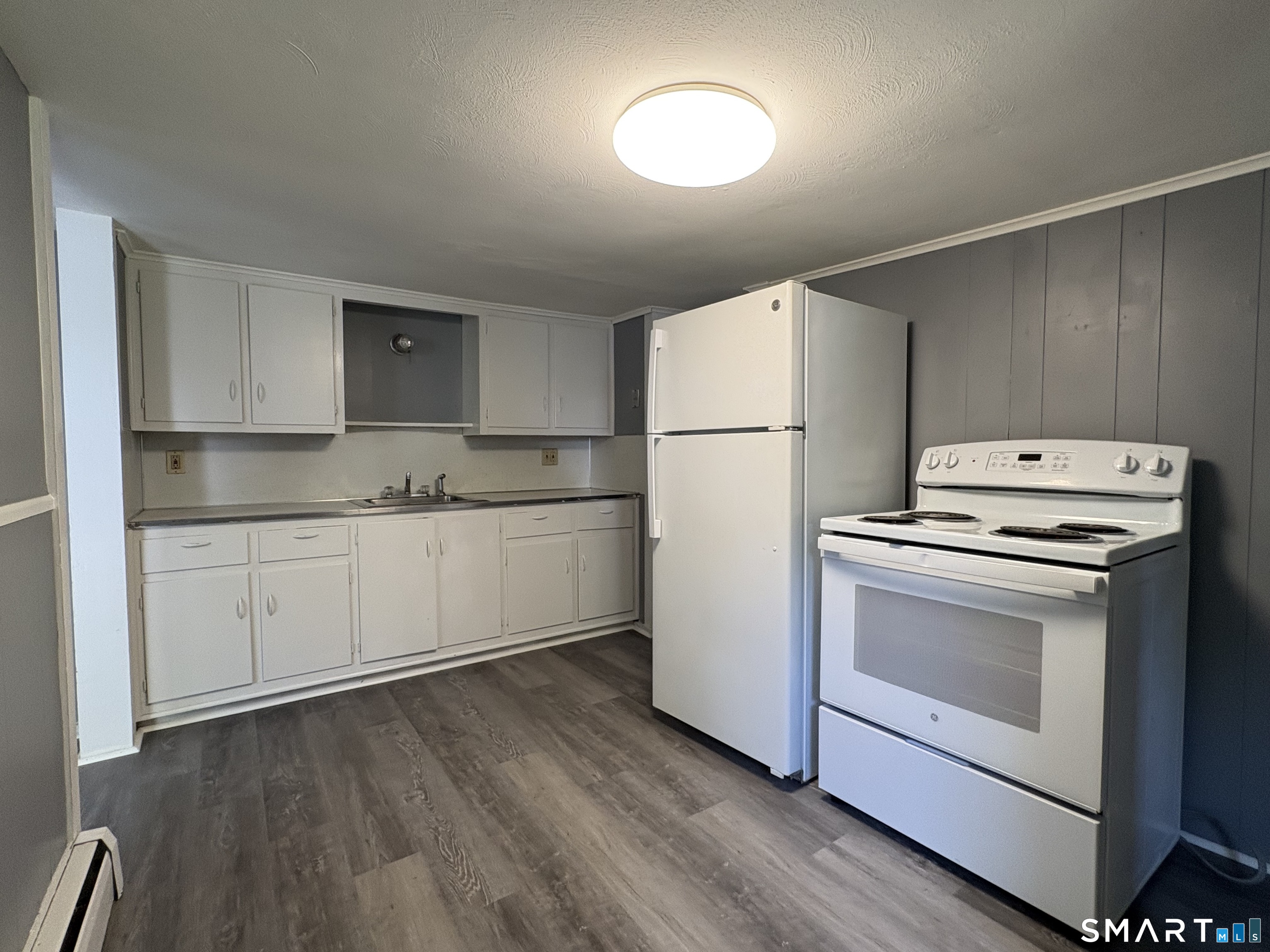 31-35 Warwick Street Middletown CT 06457