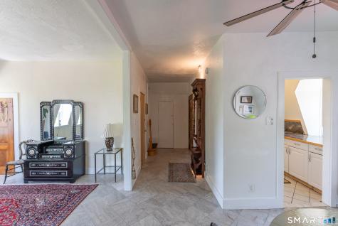 236 Hempstead Street New London CT 06320