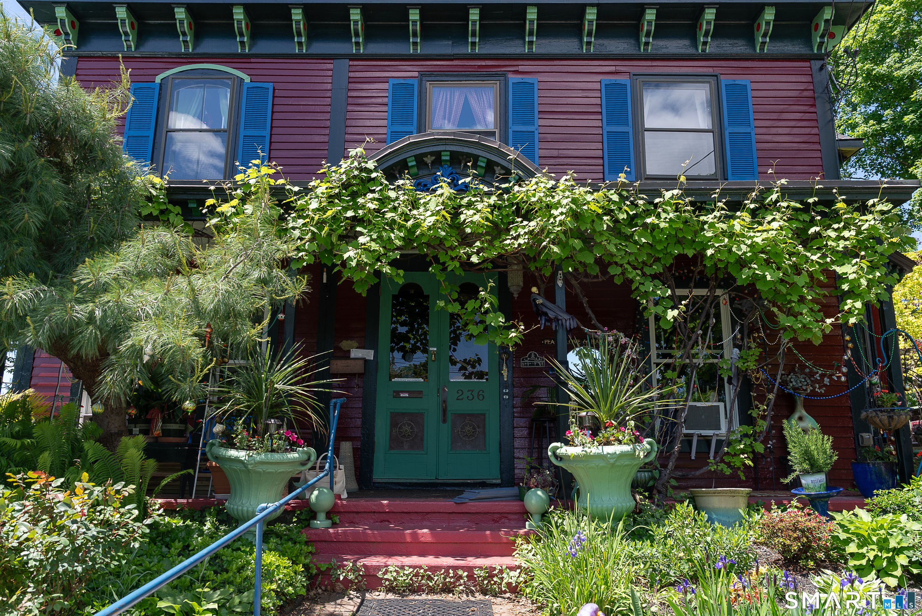 236 Hempstead Street New London CT 06320