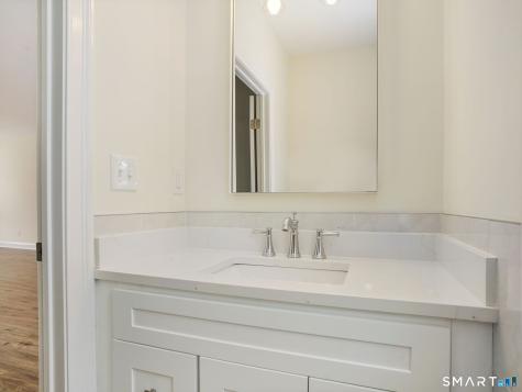 6 Beacon Square Fairfield CT 06825