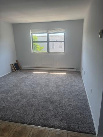 217 Hollister Avenue Bridgeport CT 06607